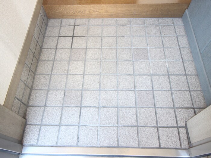 物件内観写真17　(玄関)