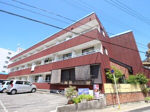 ブルーリバー外観写真
