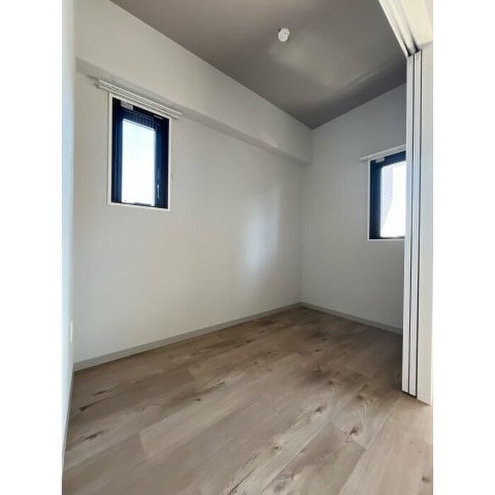 物件内観写真4　(居室)