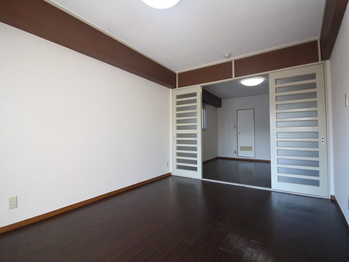 物件内観写真6　(居室)