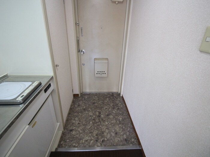 物件内観写真15　(玄関)