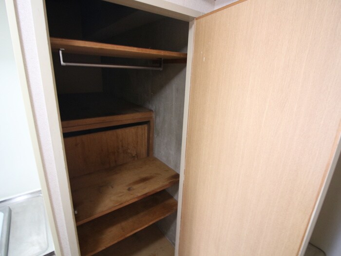 物件内観写真16　(靴箱)