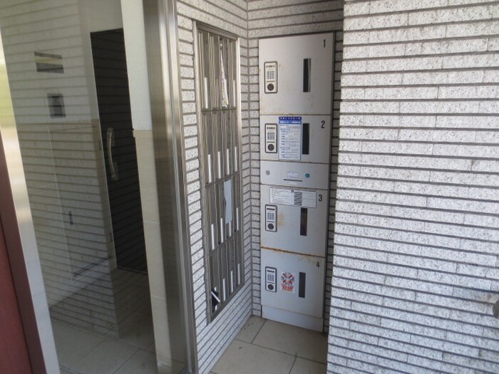 物件外観写真4　(建物設備)
