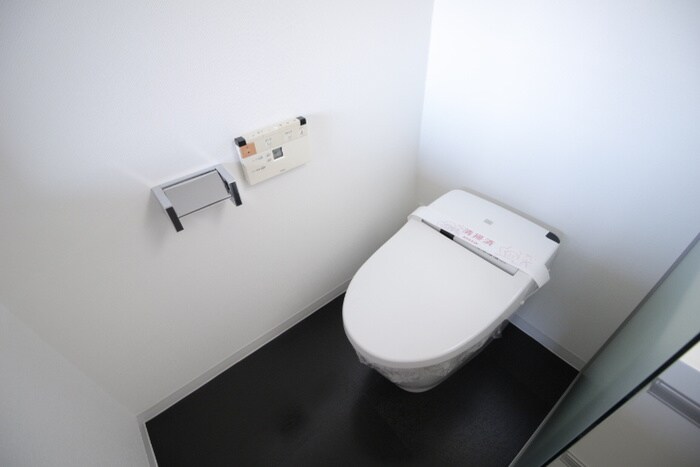 物件内観写真12　(トイレ)