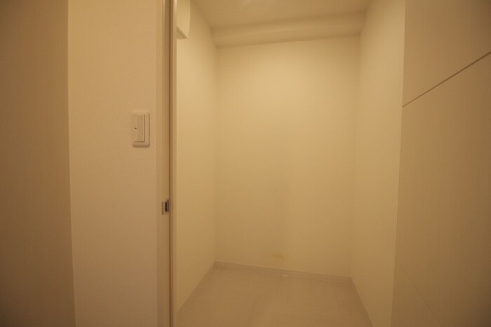 物件内観写真18　(収納)