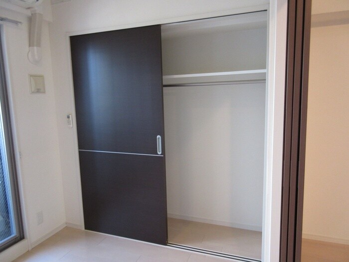 物件内観写真12　(収納)