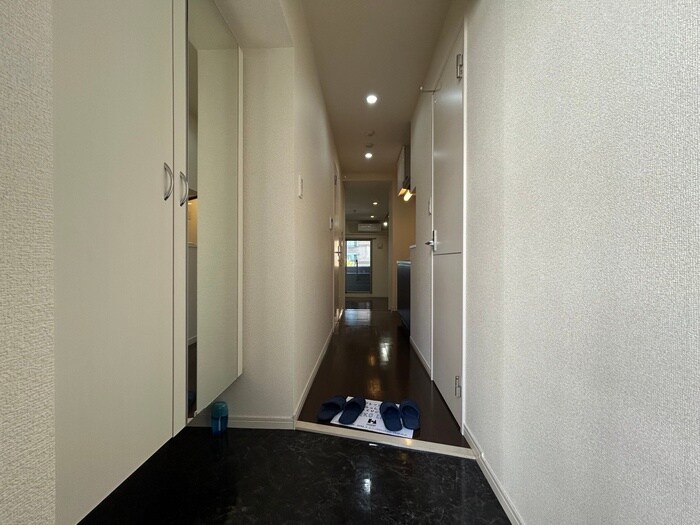 物件内観写真22　(玄関)