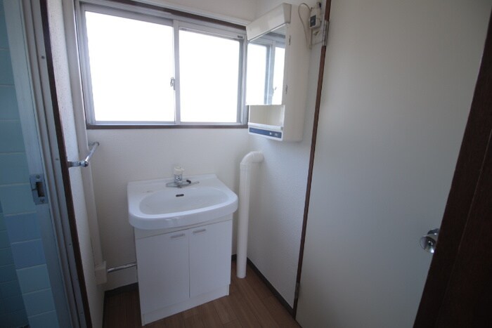 物件内観写真10　(洗面)