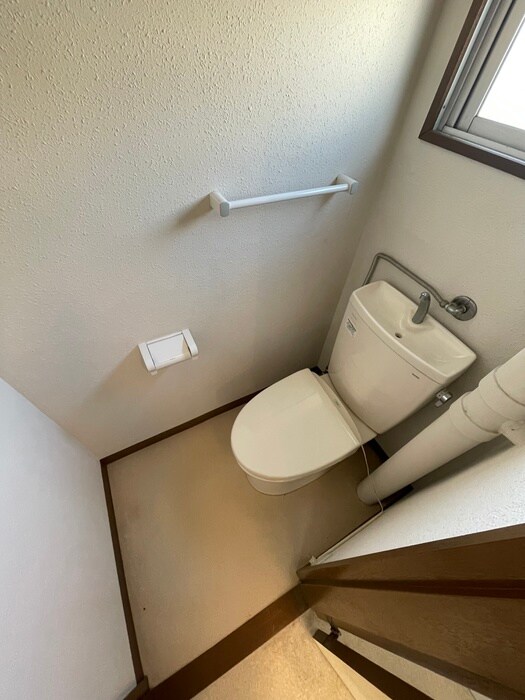 物件内観写真11　(トイレ)