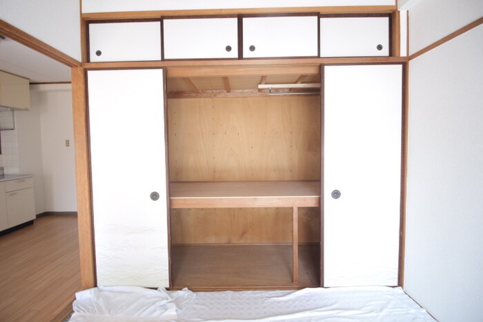 物件内観写真12　(収納)