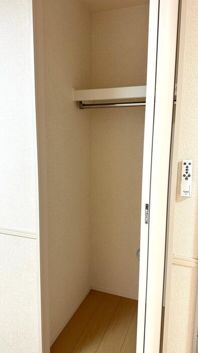 物件内観写真10　(収納)