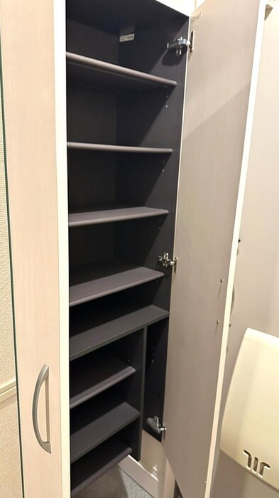 物件内観写真13　(靴箱)