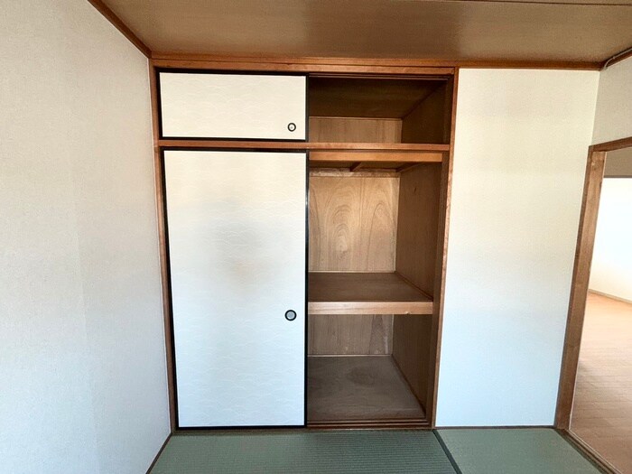 物件内観写真18　(収納)