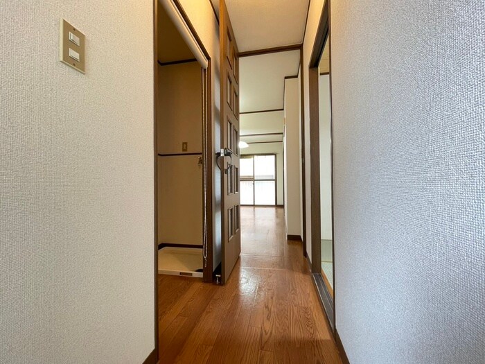 コスモハイツ伊藤の廊下