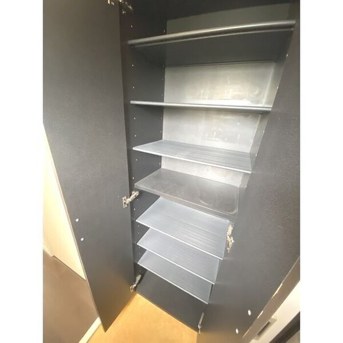 物件内観写真10　(靴箱)