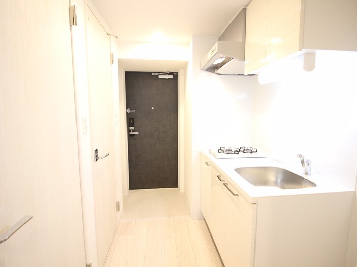 物件内観写真10　(廊下)