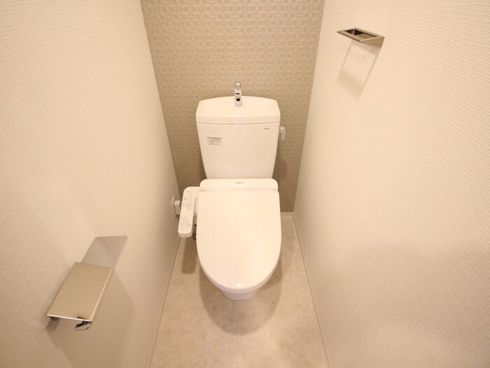 物件内観写真15　(トイレ)