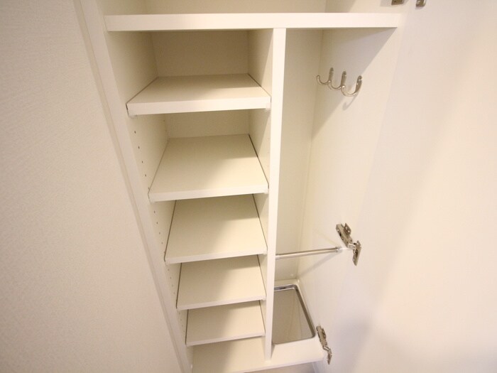 物件内観写真17　(靴箱)