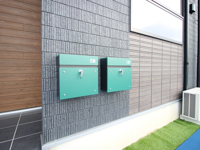 物件外観写真6　(建物設備)