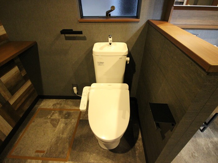 物件内観写真12　(トイレ)