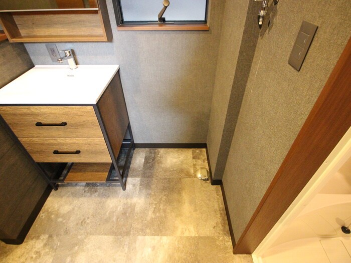 物件内観写真14　(洗濯機置場)