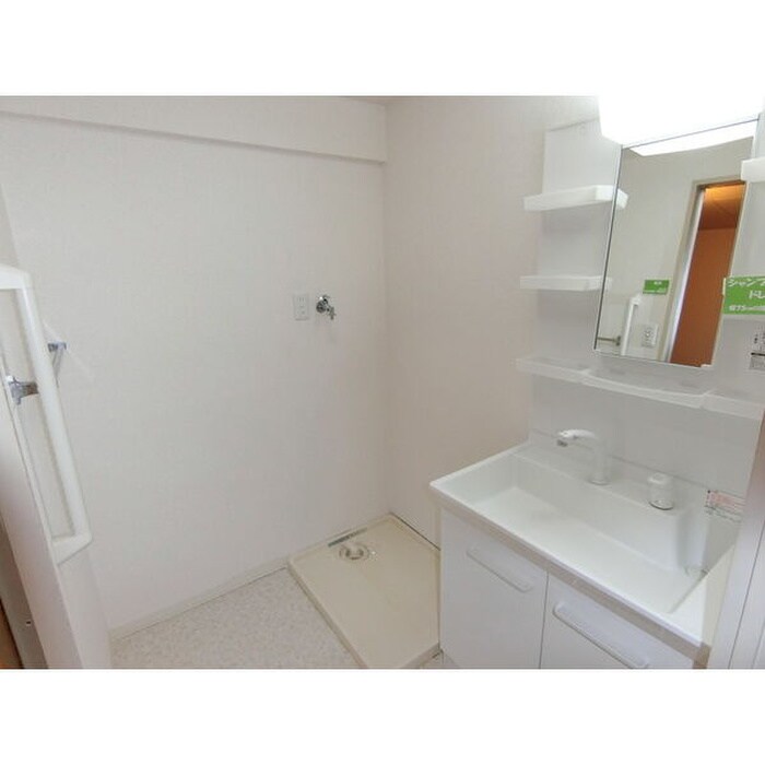 物件内観写真11　(洗面)