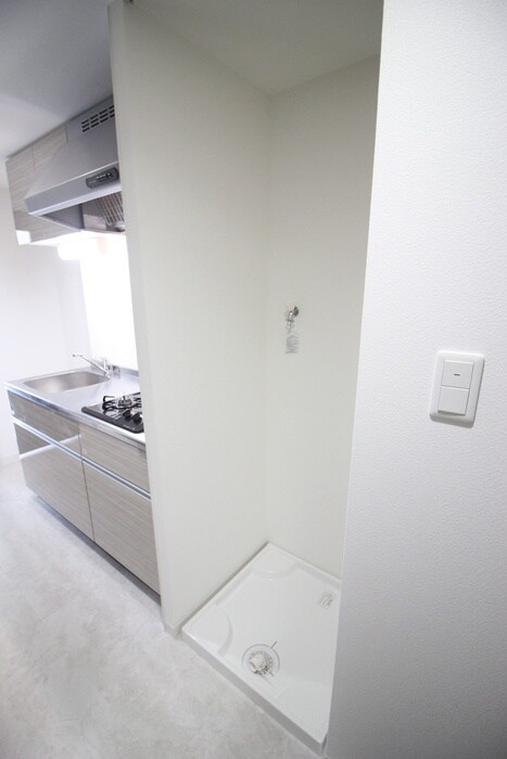 物件内観写真11　(洗濯機置場)