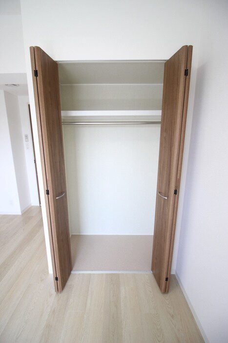 物件内観写真15　(収納)