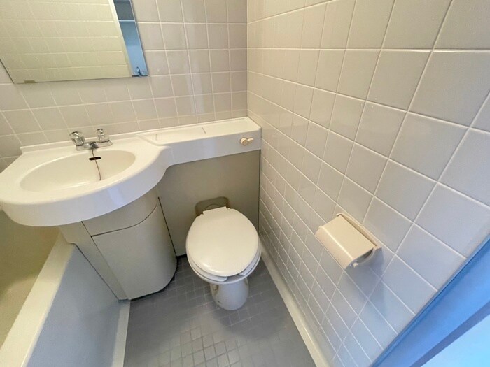 物件内観写真11　(トイレ)
