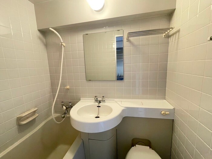 物件内観写真12　(洗面)