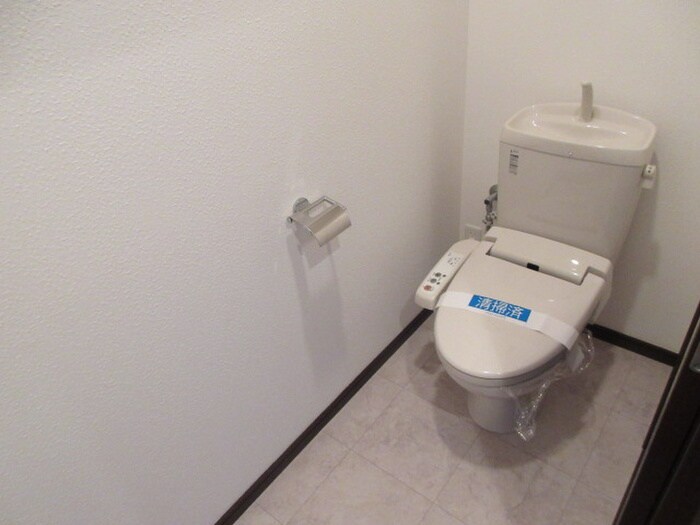 物件内観写真11　(トイレ)