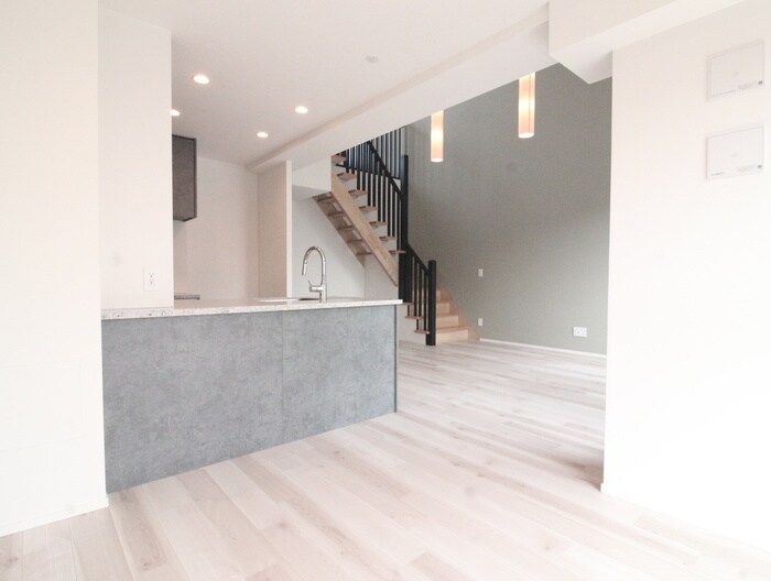 物件内観写真11　(居室)