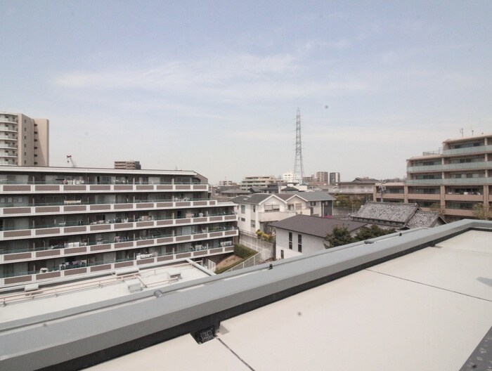 物件内観写真17　(室内からの展望)