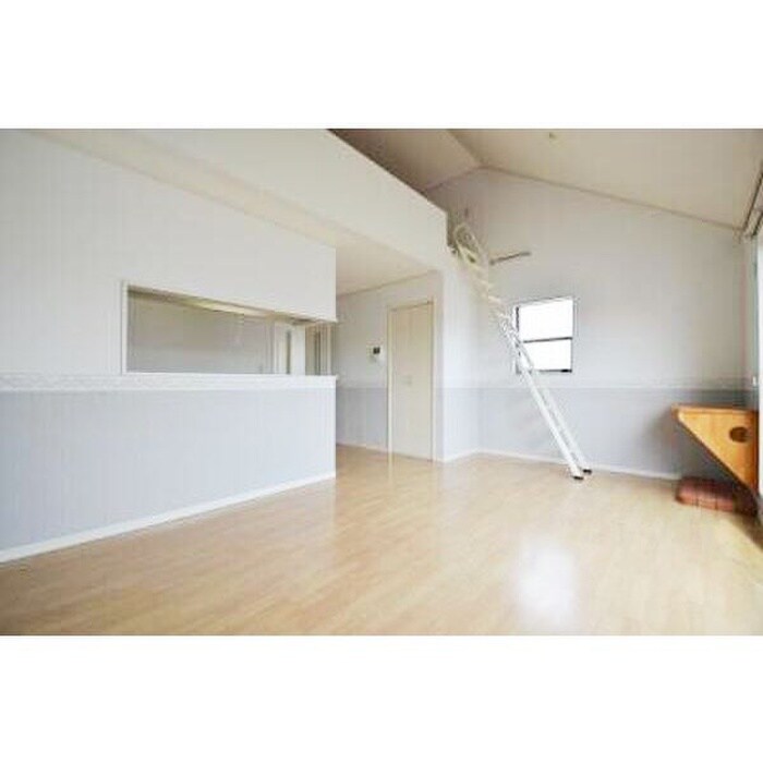 物件内観写真7　(居室)