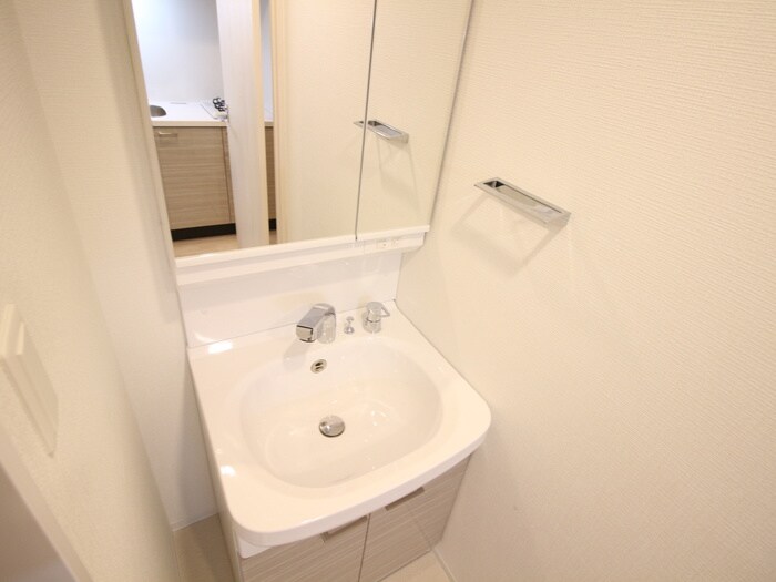 物件内観写真11　(洗面)