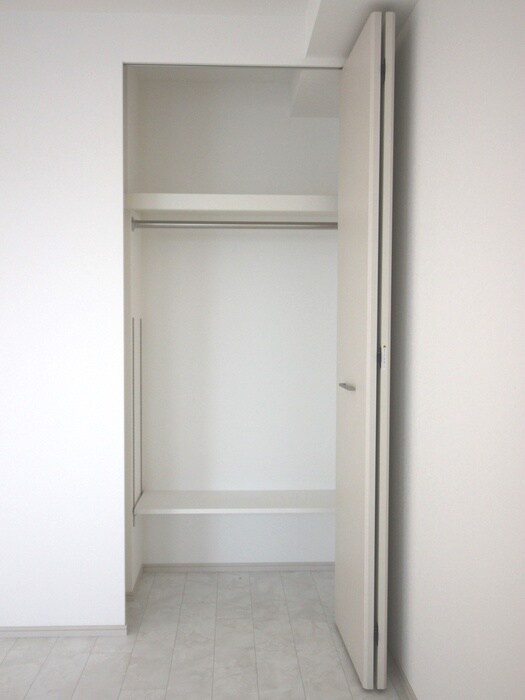 物件内観写真9　(収納)