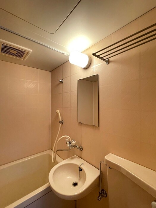 物件内観写真11　(洗面)