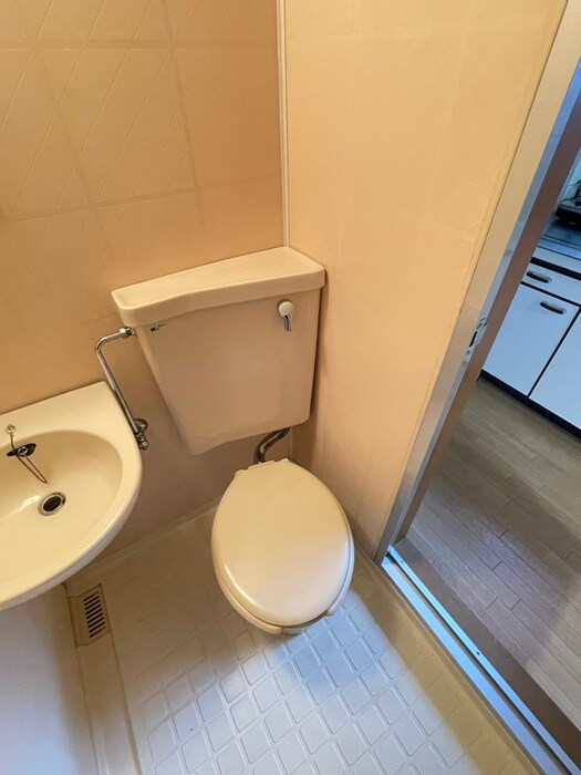 物件内観写真13　(トイレ)