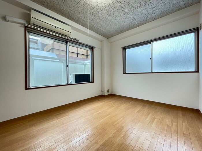 物件内観写真16　(居室)