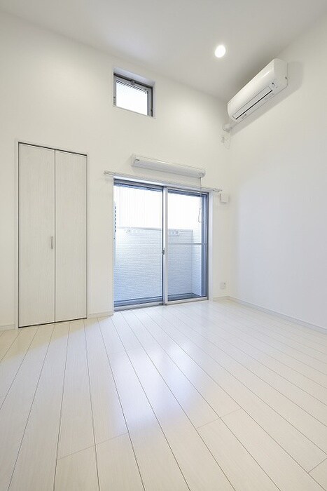 物件内観写真6　(居室)