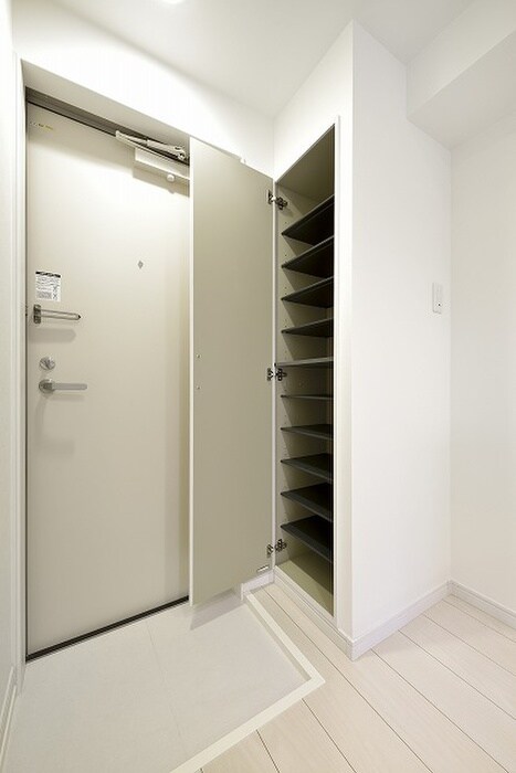 物件内観写真15　(靴箱)