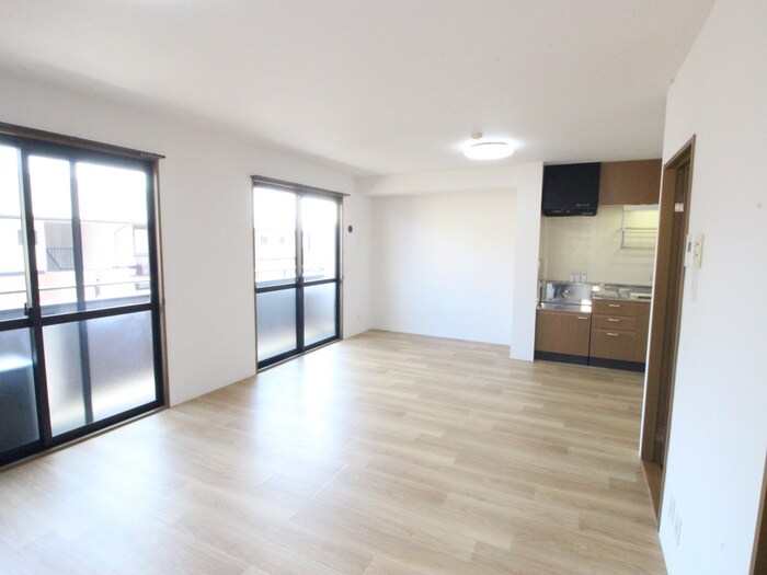 物件内観写真8　(居室)