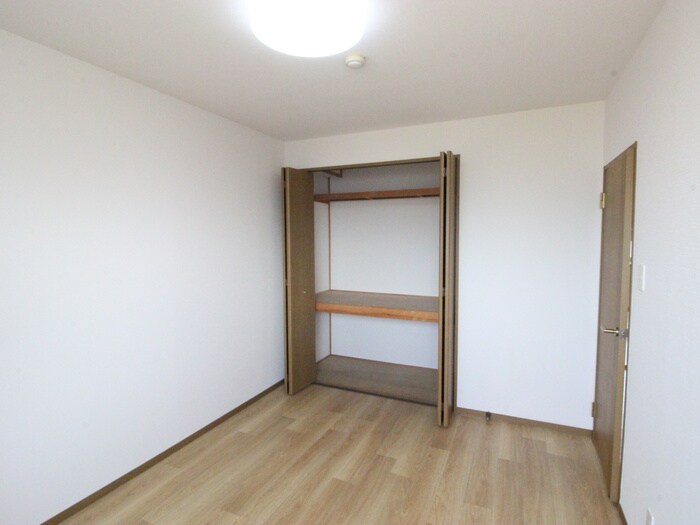 物件内観写真10　(収納)