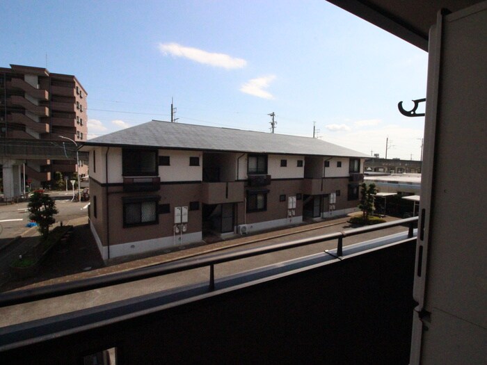 物件内観写真16　(室内からの展望)