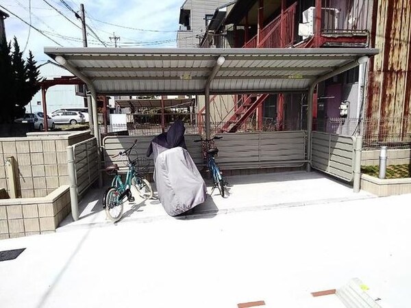 駐輪場