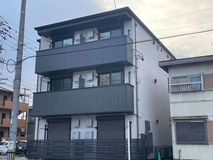 物件外観写真3　(外観写真)