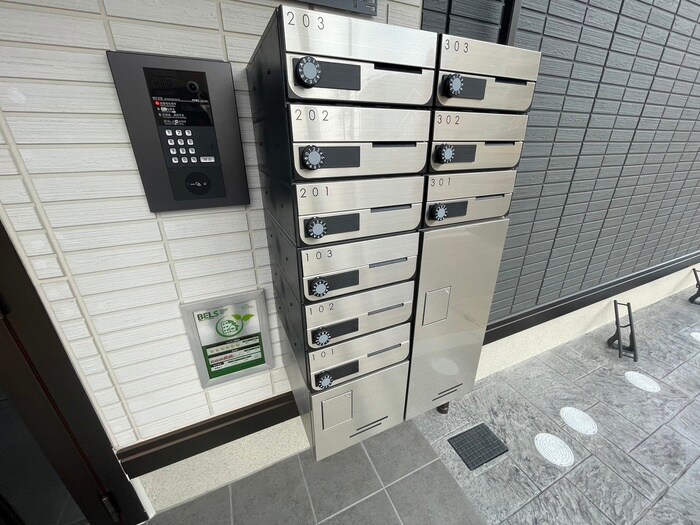 物件外観写真6　(建物設備)