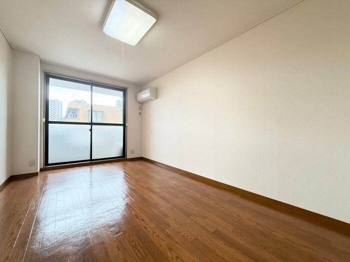 ラヴィンマ－ブルの居室