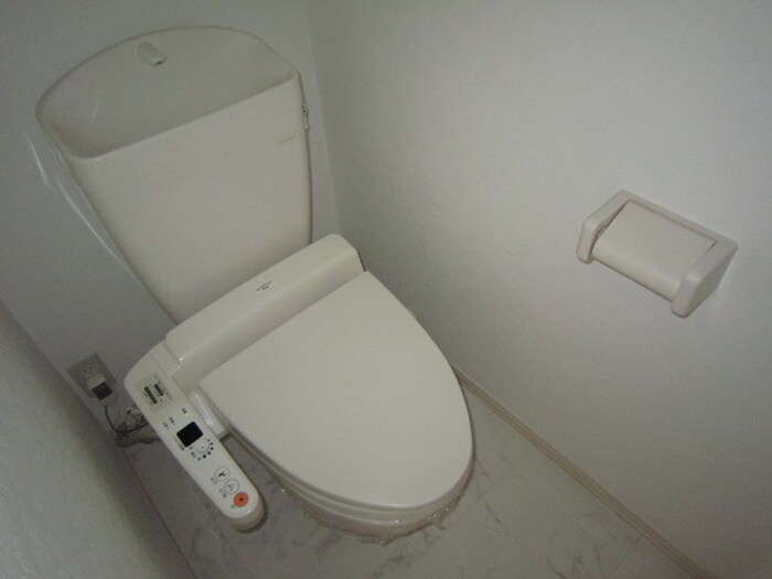 物件内観写真14　(トイレ)