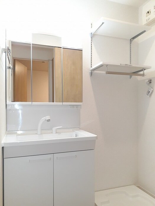 物件内観写真7　(洗面)